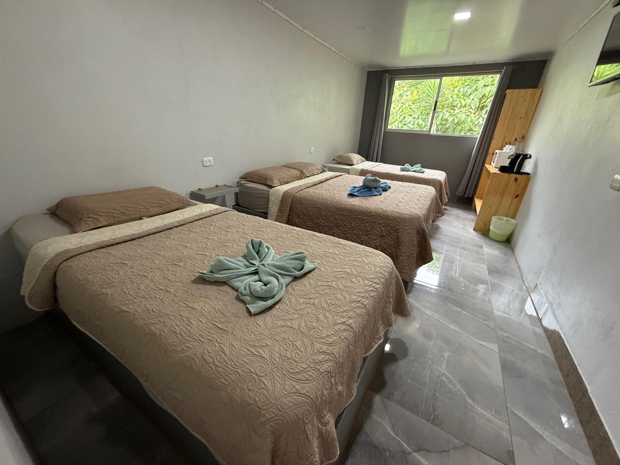 Hotel Uran Rivas 외부 사진