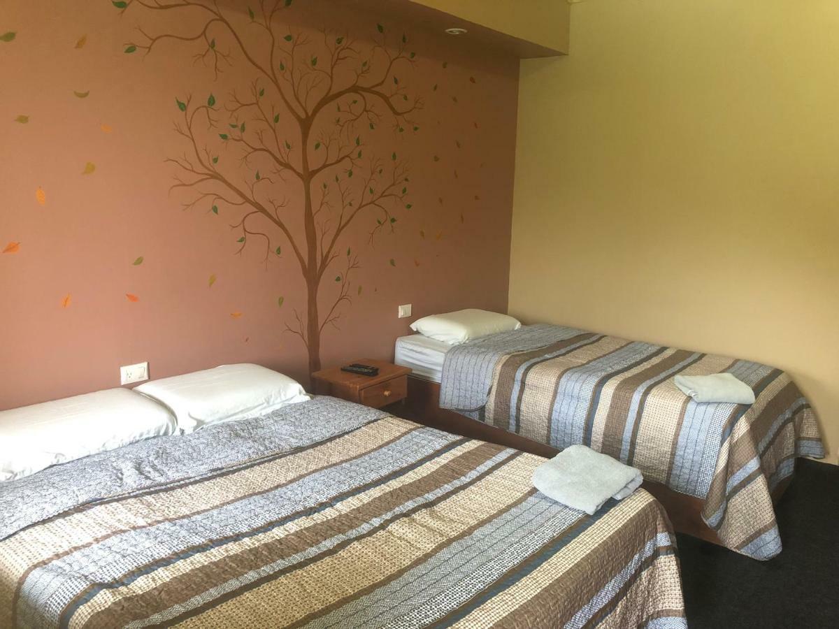 Hotel Uran Rivas 외부 사진