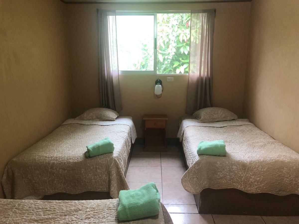 Hotel Uran Rivas 외부 사진